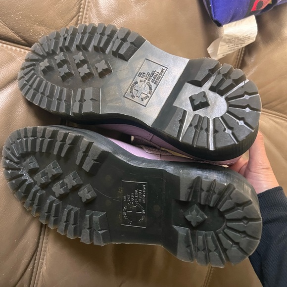 Dr. Martens Size 7 platform lilac Mary Janes - Picture 2 of 4